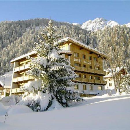 Hotel Garni Ernst Falch St. Anton am Arlberg Eksteriør bilde