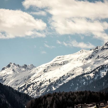 Hotel Garni Ernst Falch St. Anton am Arlberg Eksteriør bilde