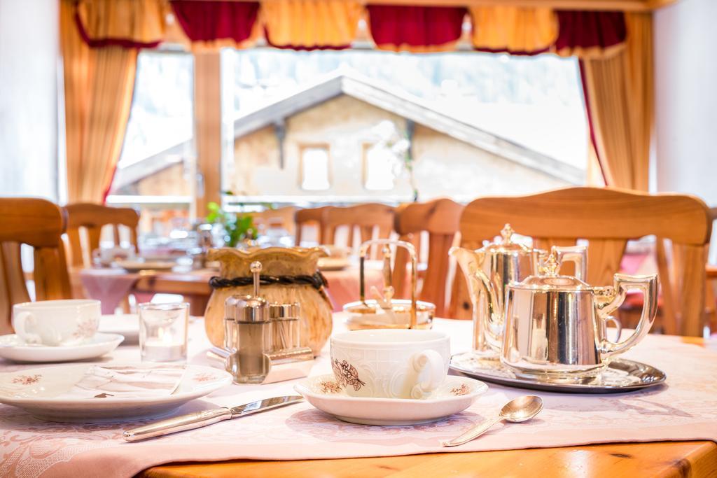 Hotel Garni Ernst Falch St. Anton am Arlberg Eksteriør bilde